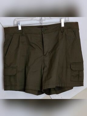Lee Women's Olive Green Cargo Shorts